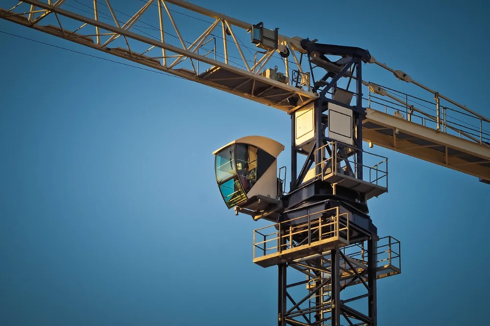 PANDUAN OPERATOR CRANE UNTUK KONDISI MESIN TETAP PRO