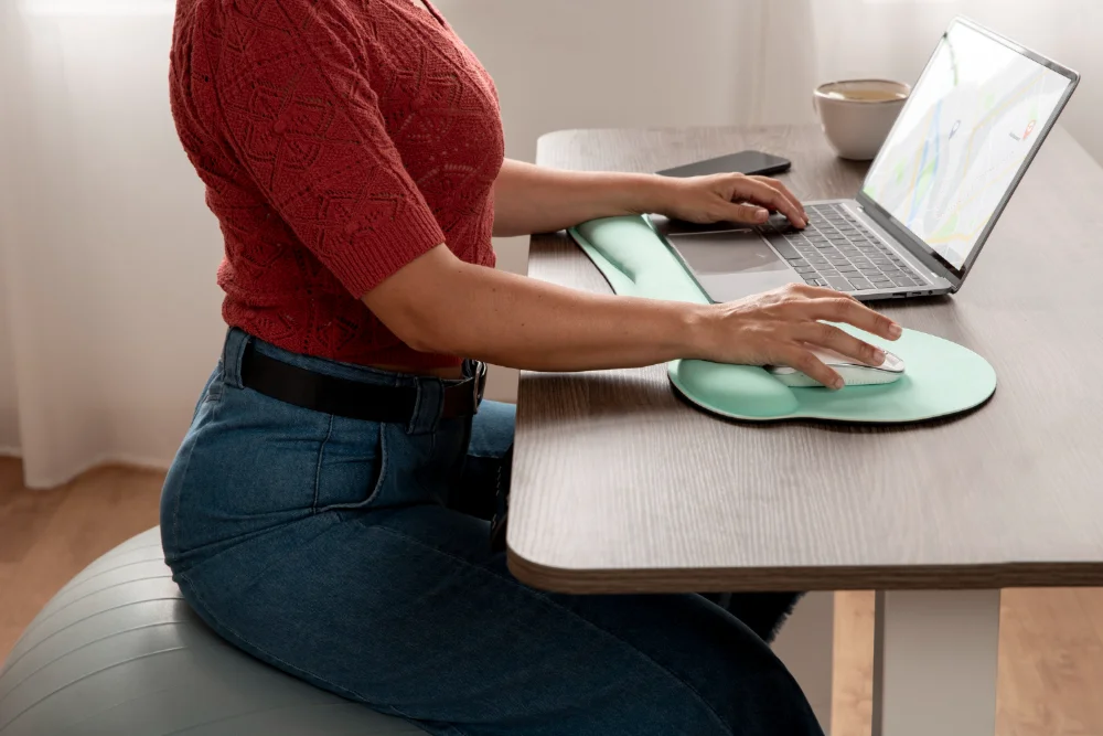 SUKSES MENINGKATKAN SEMANGAT LEWAT ERGONOMI