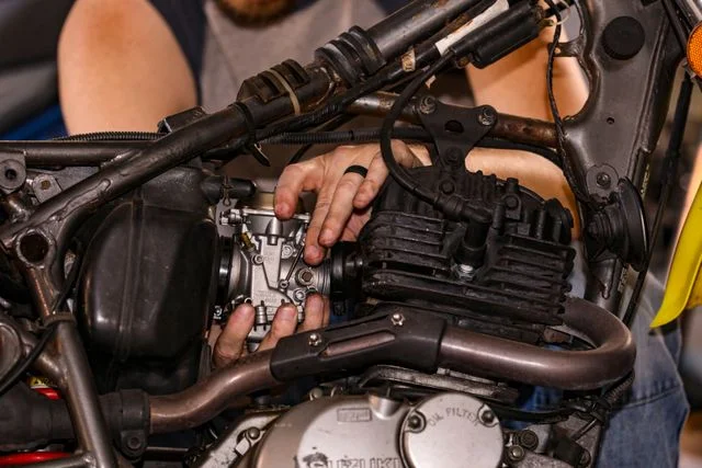 PERAN BASIC MECHANICAL DALAM MENINGKATKAN PRODUKTIVITAS DAN KEANDALAN ALAT BERAT