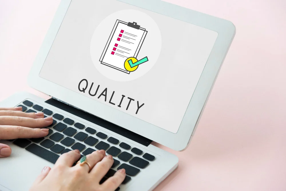 QUALITY AWARENESS: KUNCI MEMBANGUN BUDAYA KERJA BERKUALITAS DI PERUSAHAAN BUATKAN ARTIKEL