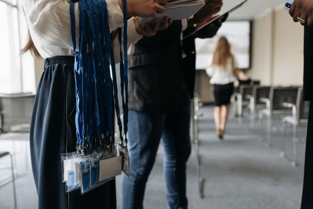 STRATEGI EVENT ORGANIZER MENINGKATKAN PENGALAMAN PESERTA MELALUI KONSEP EVENT YANG INTERAKTIF