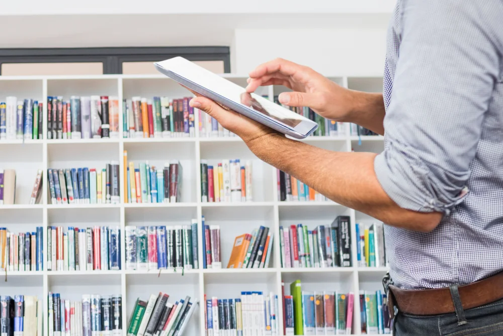 PERAN PERPUSTAKAAN DIGITAL DALAM MENINGKATKAN AKSES DAN LITERASI INFORMASI